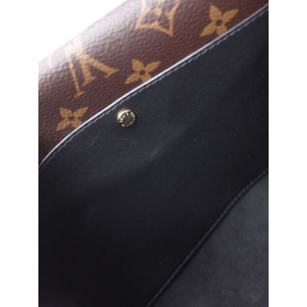 Louis Vuitton Grained Calfskin Monogram Double V 2way handbag Black - Picture 8 of 8